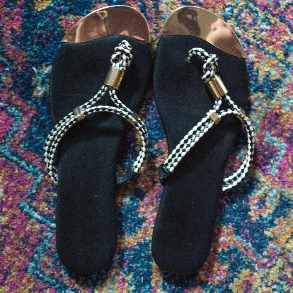 Black & White Mossimo Slides